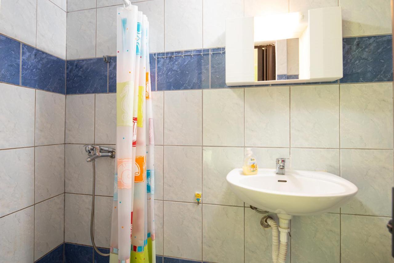 Agatha House Aparthotel Valti Ngoại thất bức ảnh