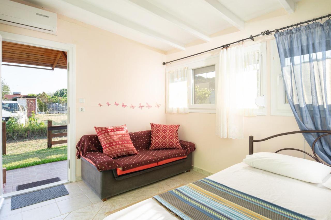 Agatha House Aparthotel Valti Ngoại thất bức ảnh