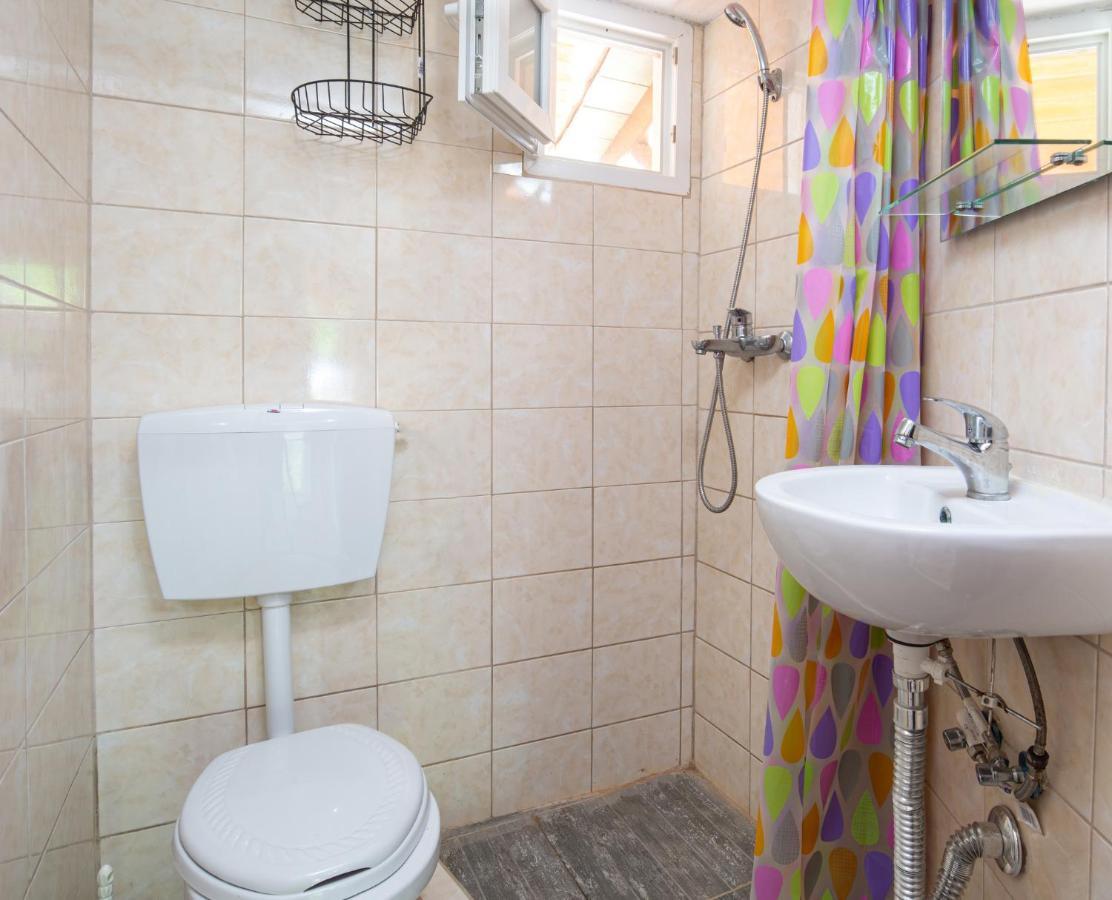 Agatha House Aparthotel Valti Ngoại thất bức ảnh